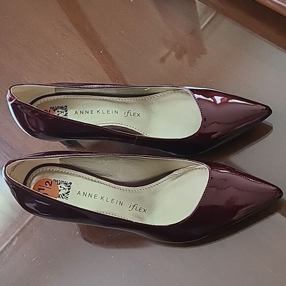 Brand new size 6 Anne Klein shoes red - Picture 5 of 6